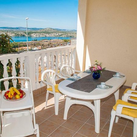 Maestral Suites Sibenik Bagian luar foto