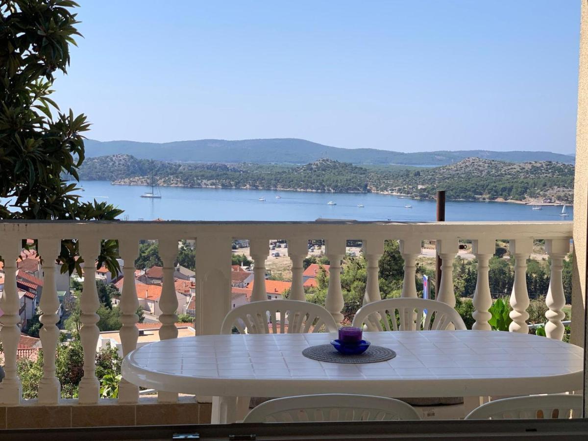 Maestral Suites Sibenik Bagian luar foto