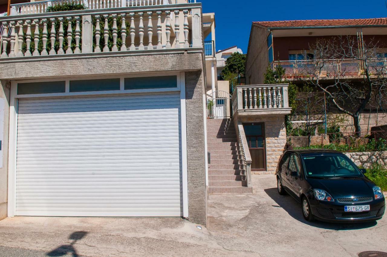 Maestral Suites Sibenik Bagian luar foto