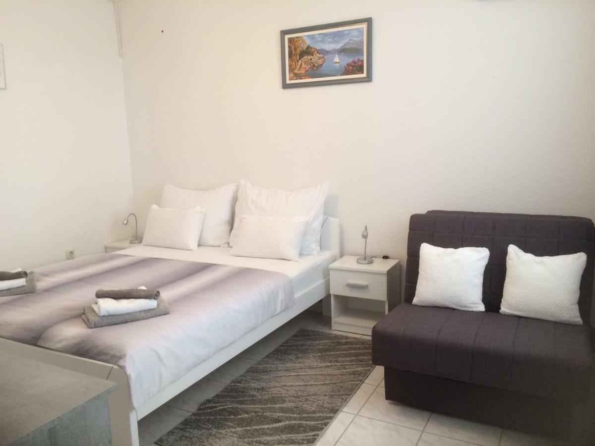 Maestral Suites Sibenik Bagian luar foto